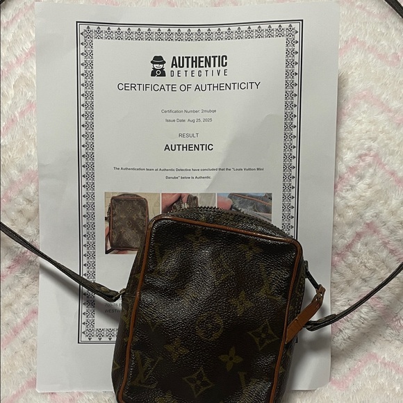 Louis Vuitton Handbags - Louis Vuitton Brown Crossbody Bag